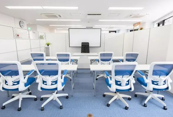 白い翼　Ｂ型秘書室