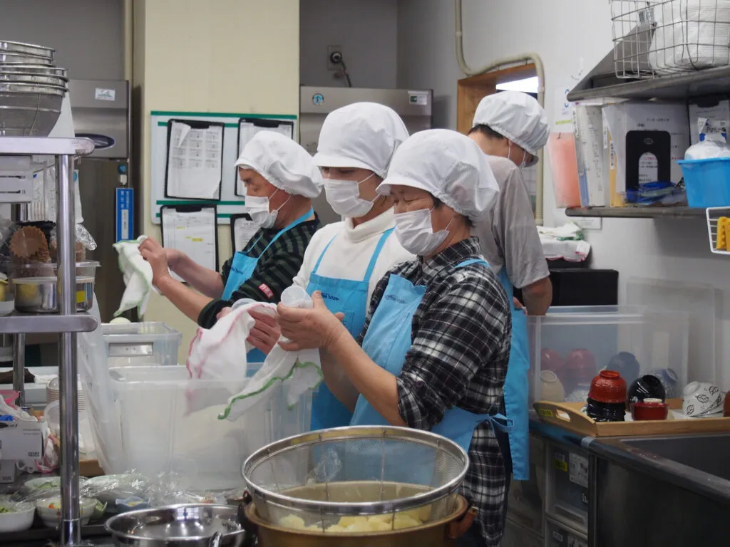 キッチンさかえ