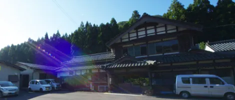 特定非営利活動法人　はす工房花里音